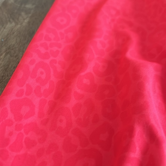 Cute red leggings - Picture 2 of 4